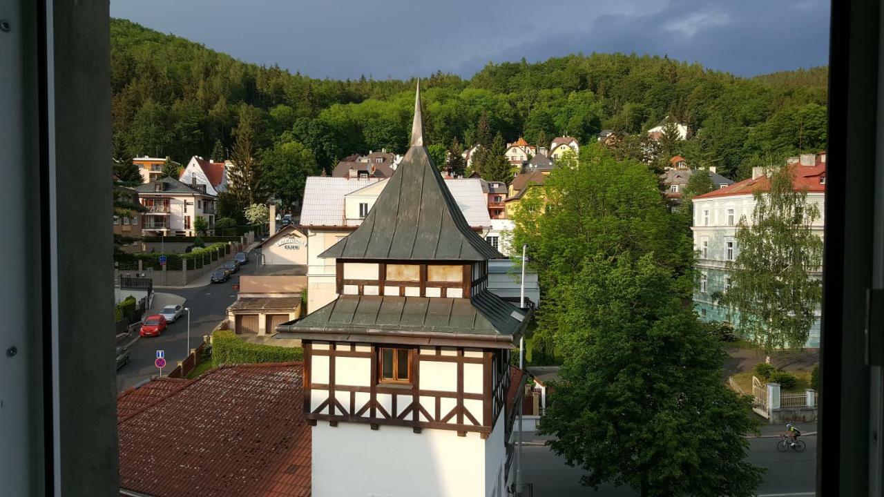 Nely'S Apartment Karlovy Vary Exterior foto